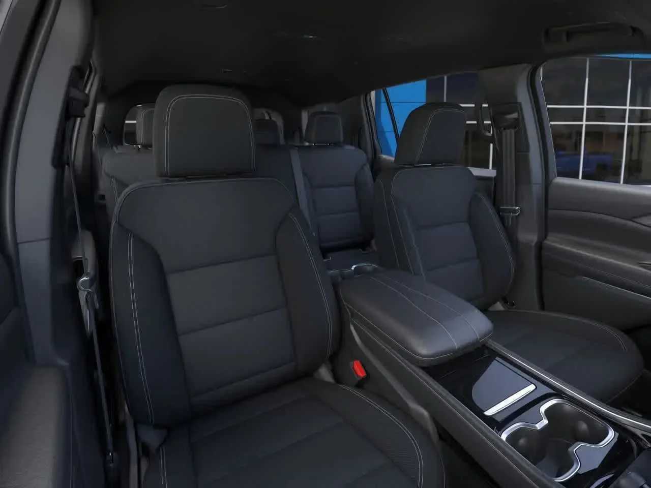 Thumbnail: 2026 Chevrolet Traverse - 16