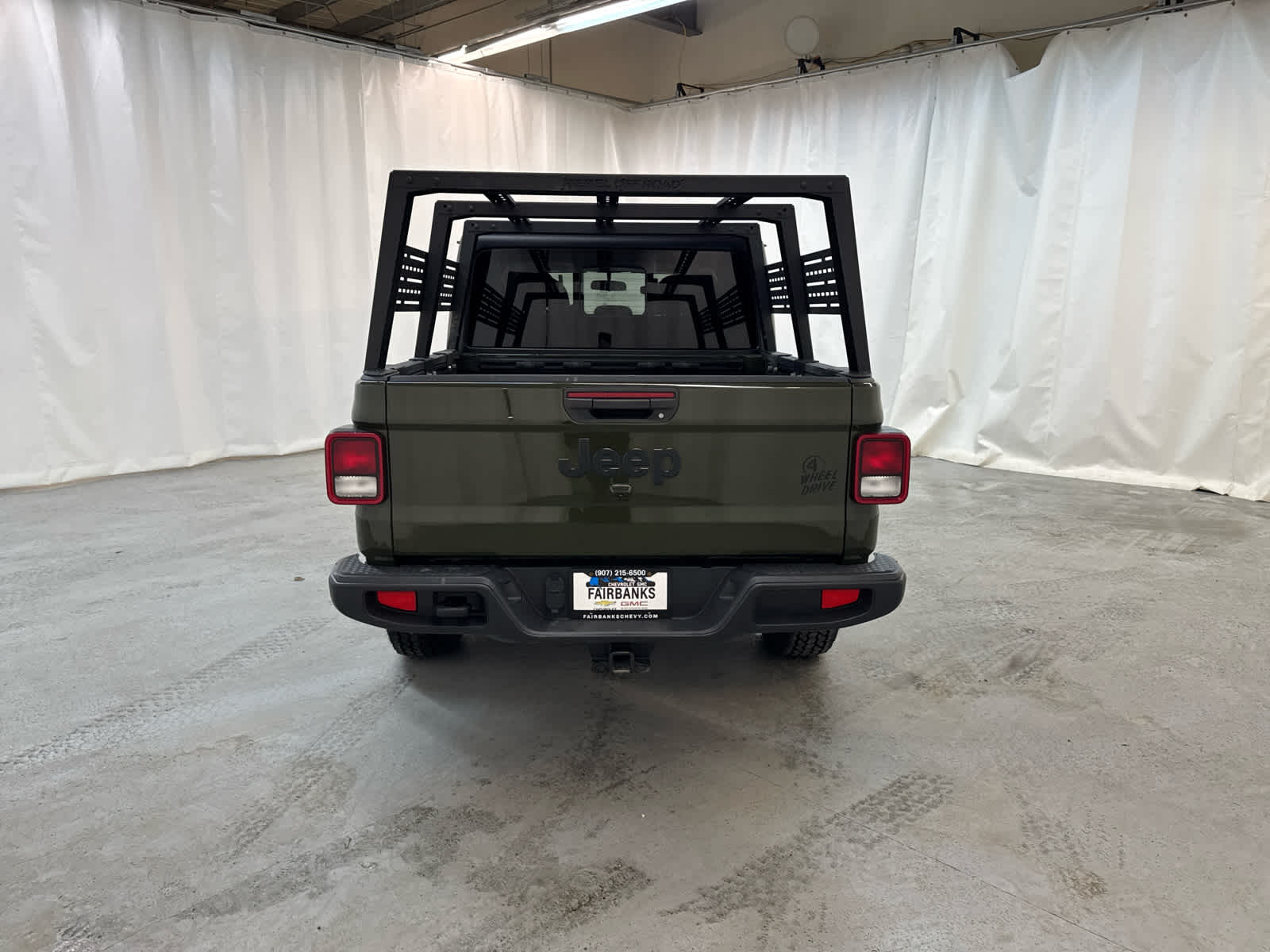 Thumbnail: 2022 Jeep Gladiator - 4