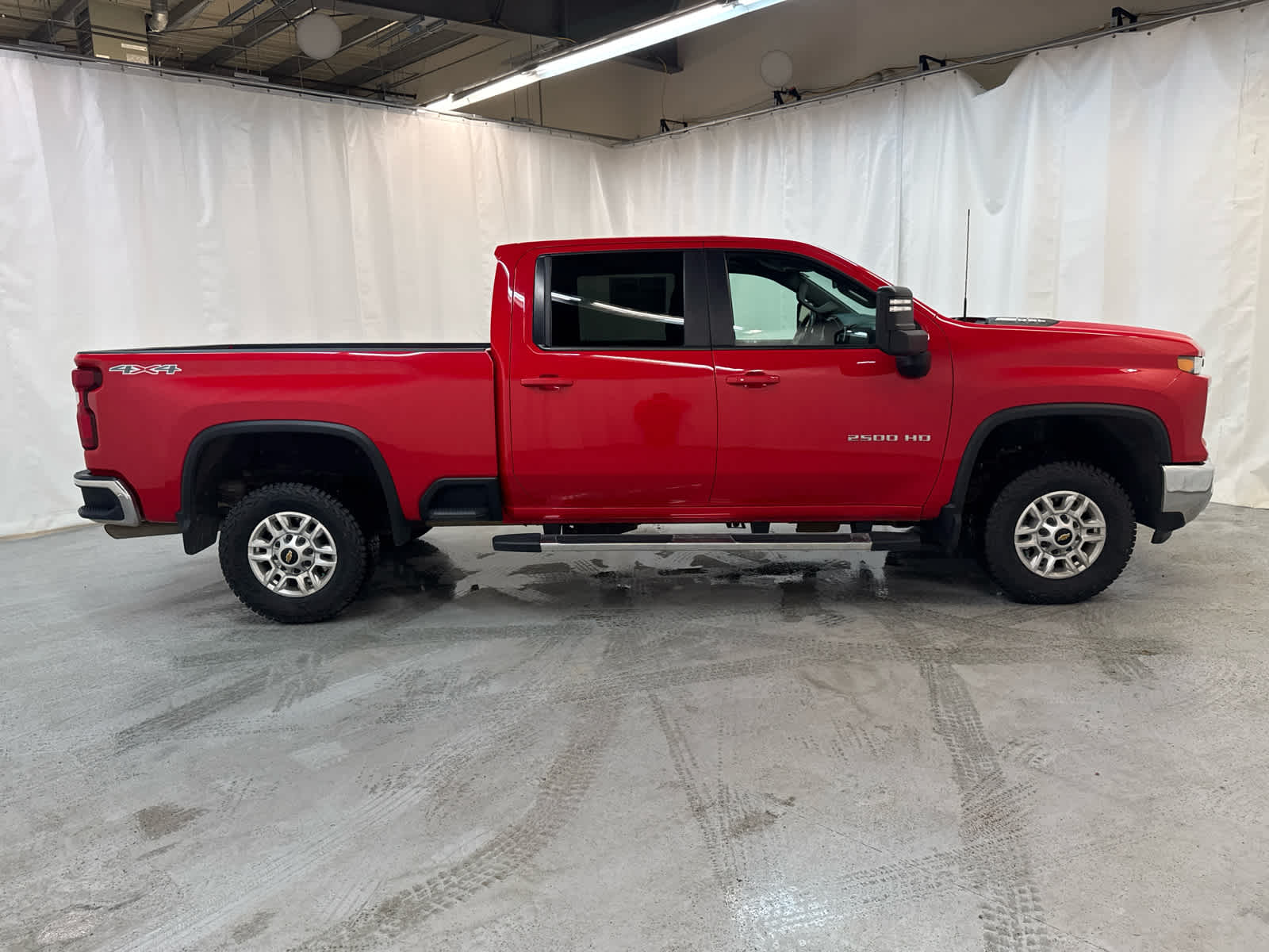 Thumbnail: 2024 Chevrolet Silverado 2500 - 6