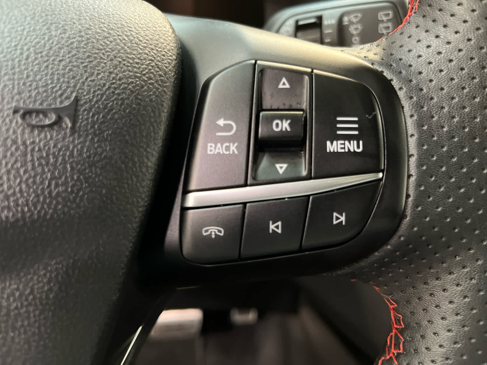 Thumbnail: 2024 Ford Escape - 18