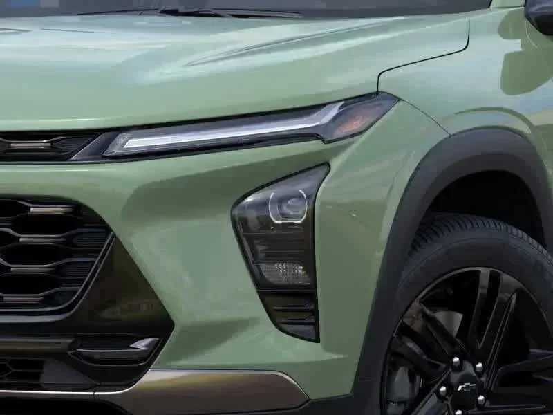 Thumbnail: 2026 Chevrolet Trax - 10