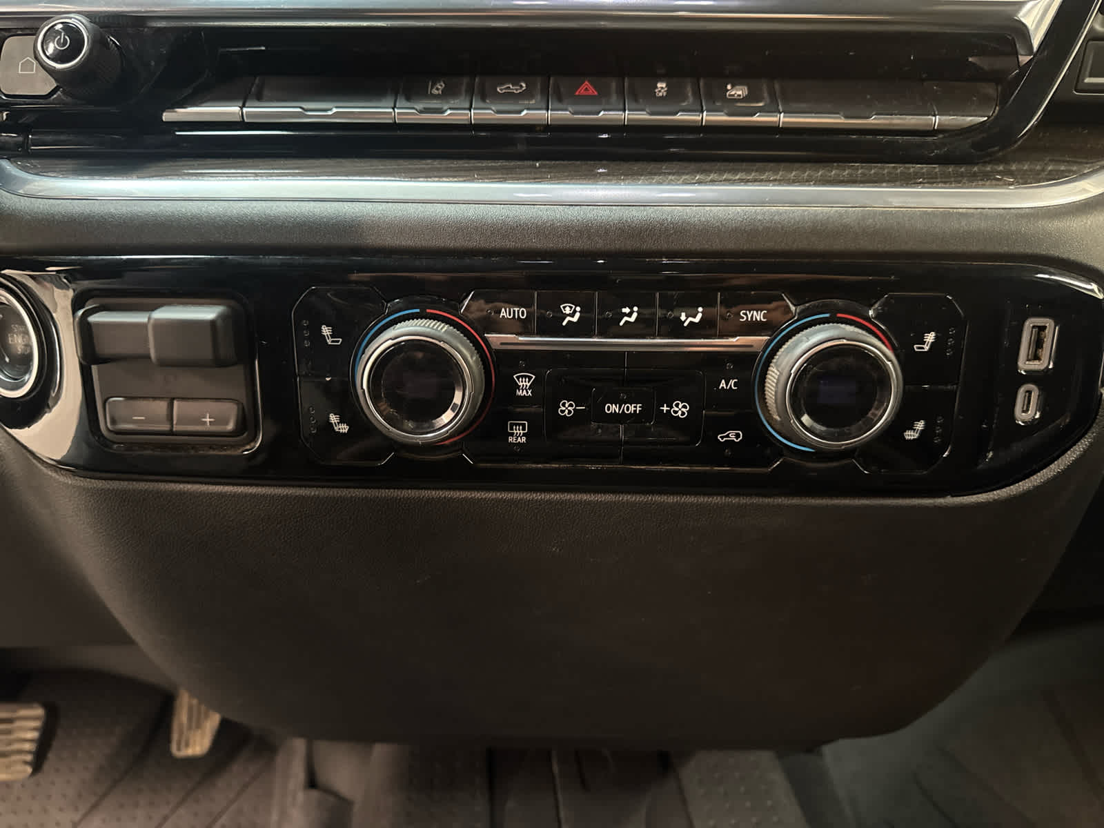 Thumbnail: 2025 Chevrolet Silverado 2500 - 20