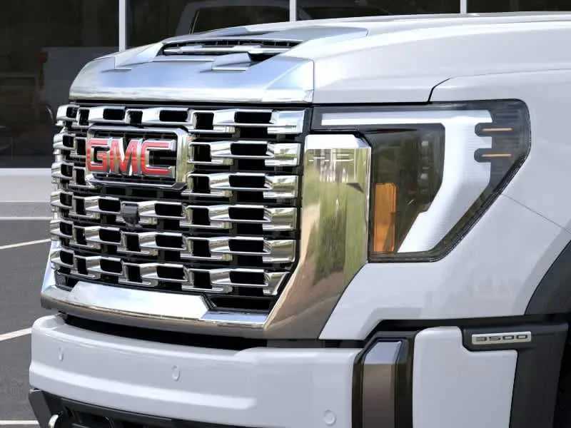 Thumbnail: 2026 GMC Sierra 3500 - 25