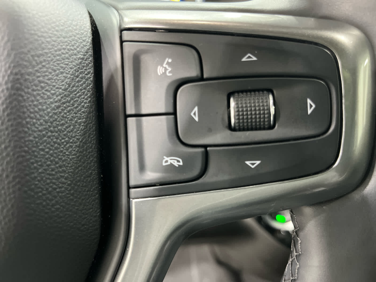 Thumbnail: 2025 Chevrolet Silverado 1500 - 22