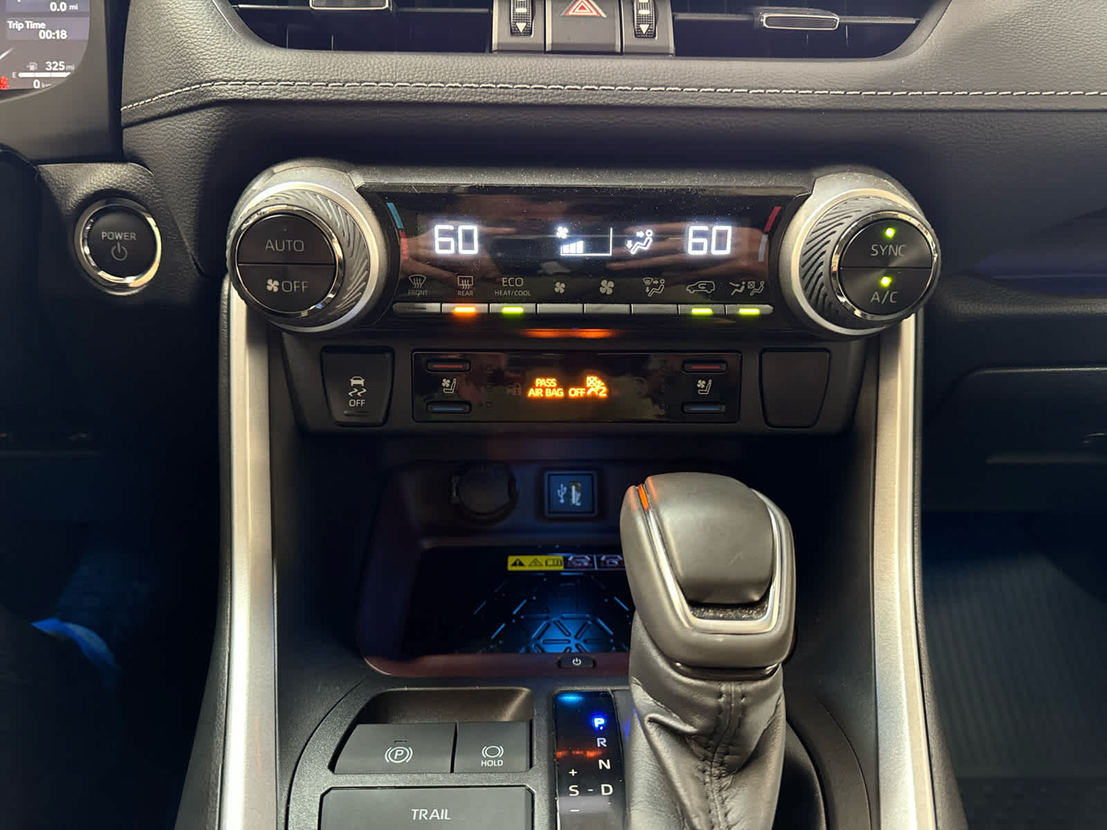 Thumbnail: 2023 Toyota RAV4 - 26