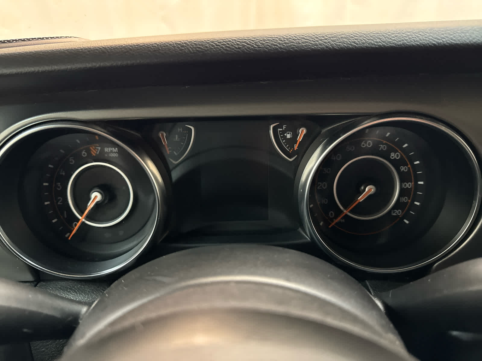 Thumbnail: 2022 Jeep Gladiator - 17