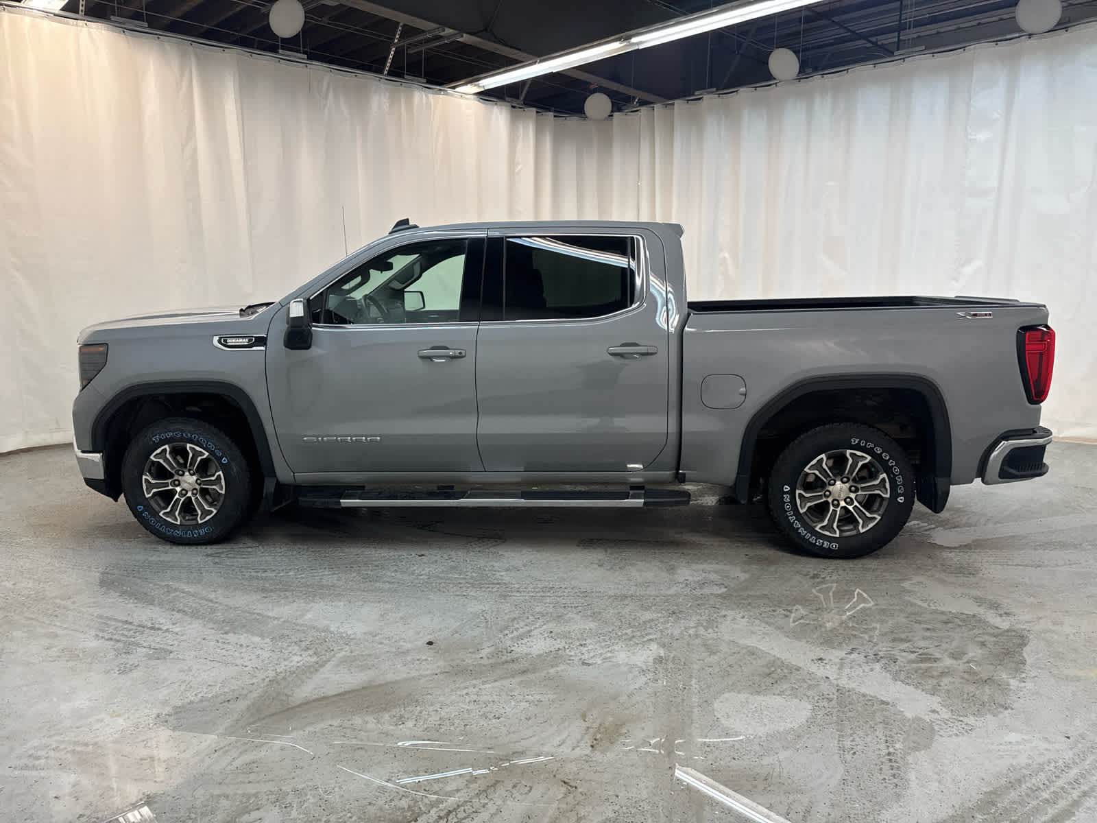 Thumbnail: 2024 GMC Sierra 1500 - 2