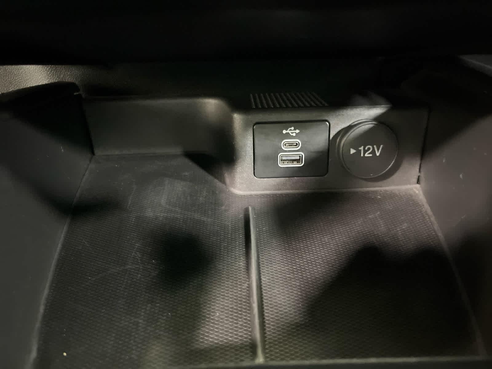 Thumbnail: 2024 Ford Escape - 23