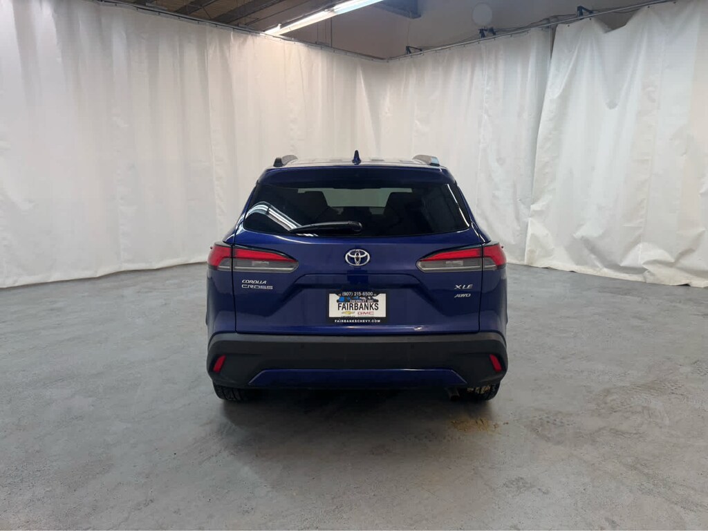 Used 2024 Toyota Corolla Cross XLE SUV