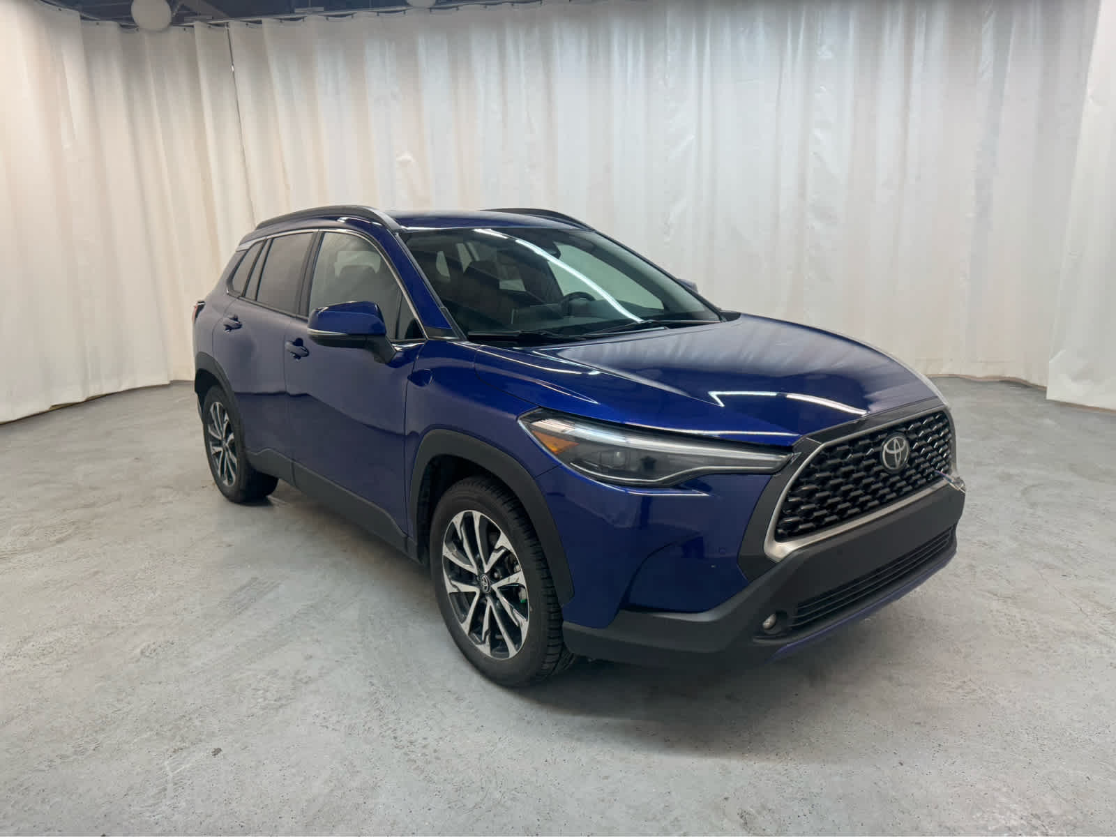 Thumbnail: 2024 Toyota Corolla Cross - 8