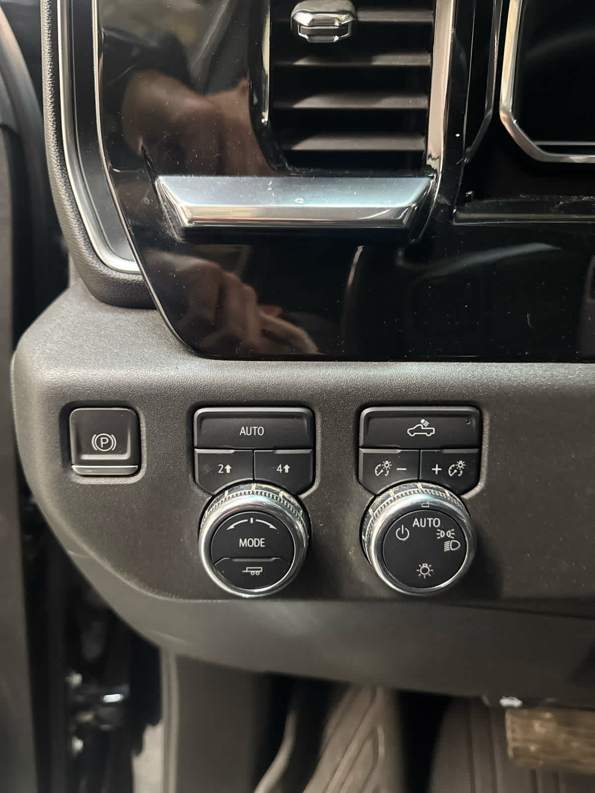 Thumbnail: 2023 GMC Sierra 1500 - 15