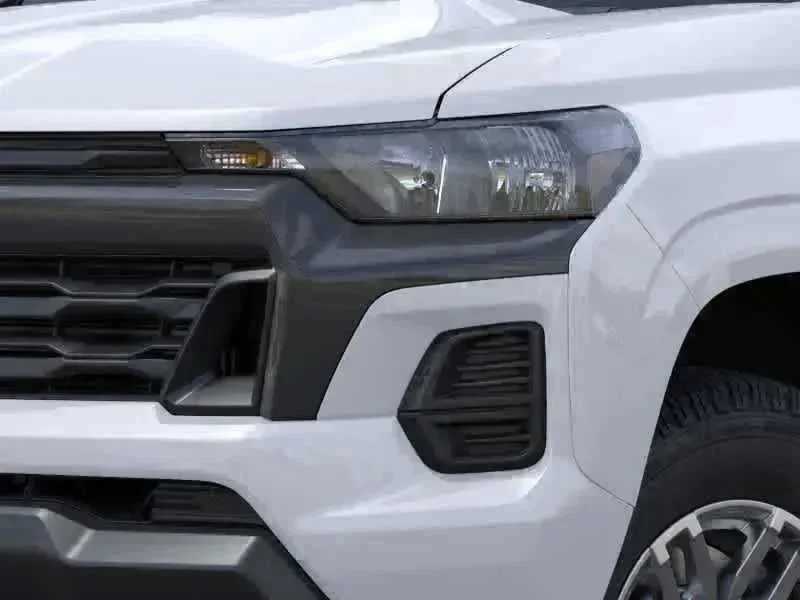 Thumbnail: 2026 Chevrolet Colorado - 8