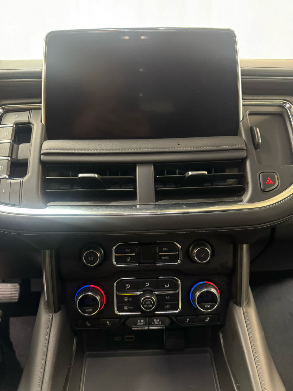 Thumbnail: 2024 Chevrolet Tahoe - 18