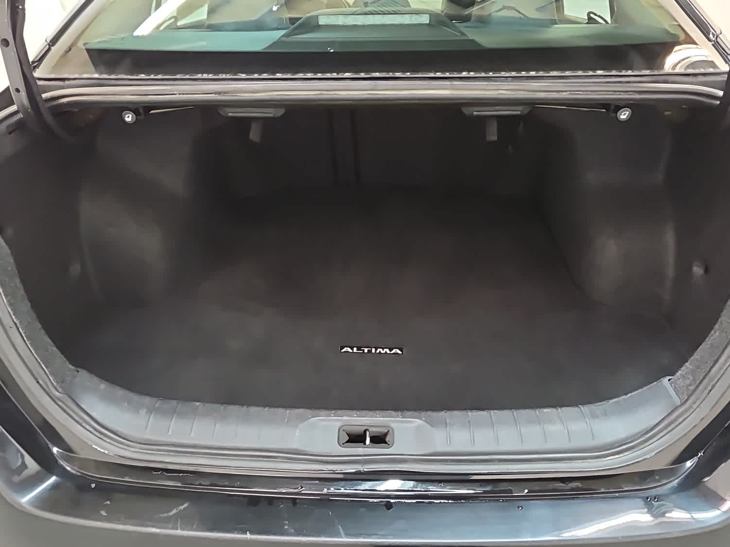 Thumbnail: 2022 Nissan Altima - 12