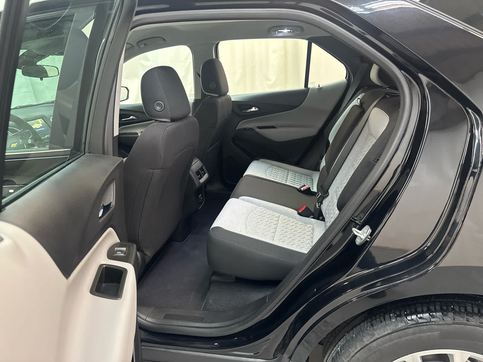 Thumbnail: 2024 Chevrolet Equinox - 11