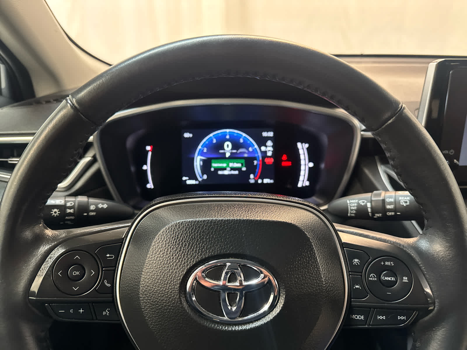 Thumbnail: 2024 Toyota Corolla Cross - 21