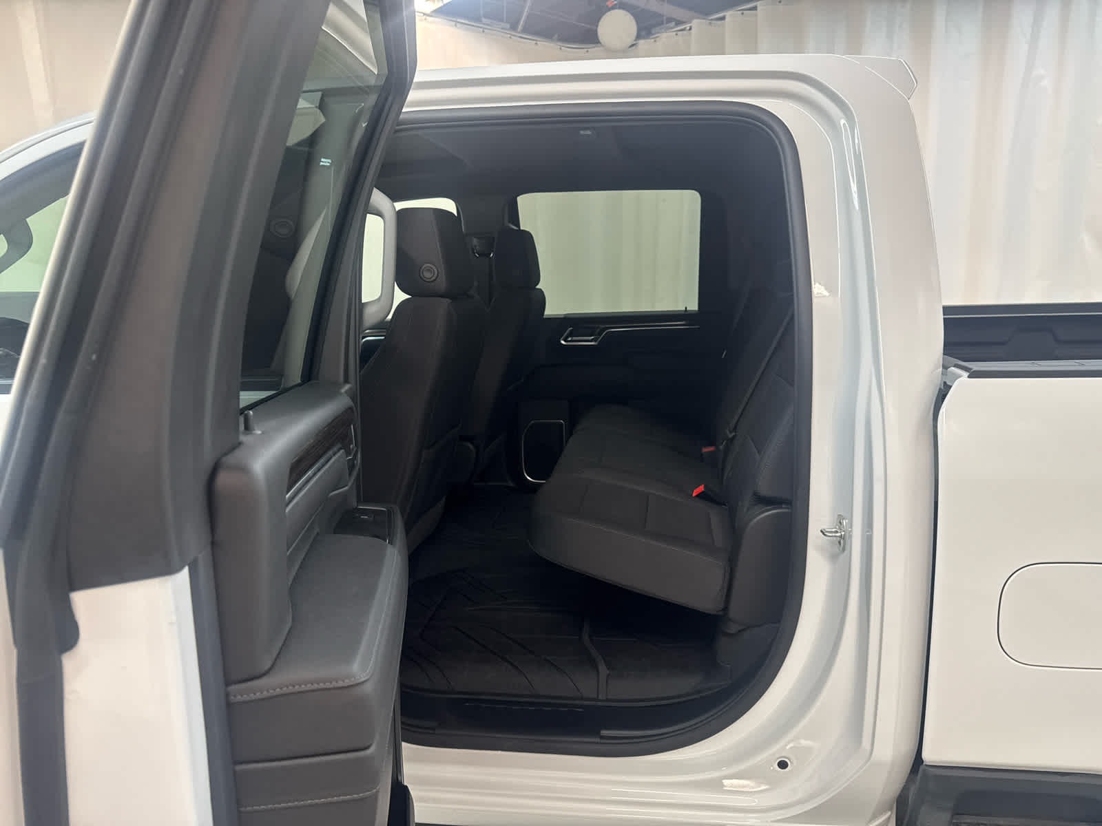 Thumbnail: 2025 Chevrolet Silverado 2500 - 11