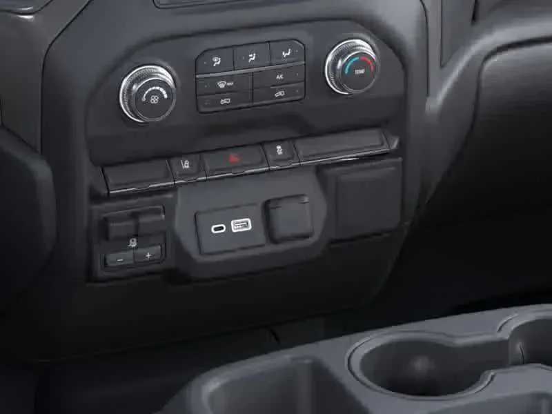 Thumbnail: 2026 GMC Sierra 3500 - 17