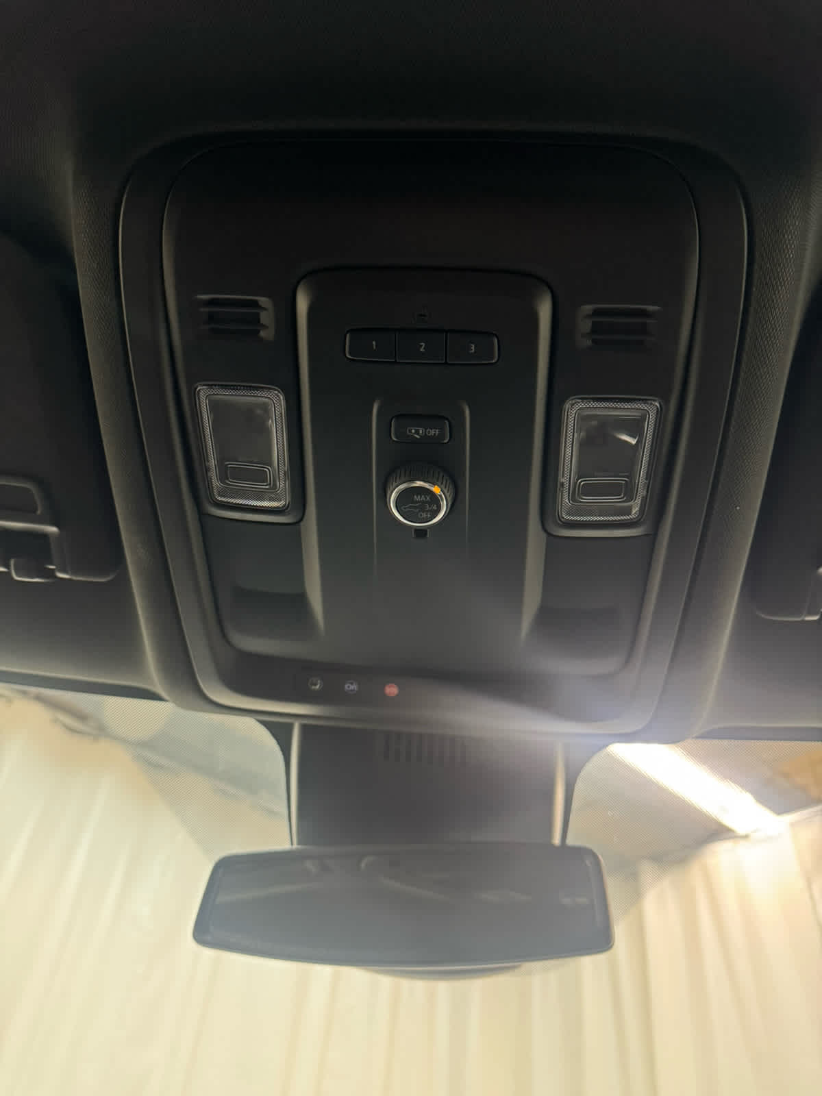 Thumbnail: 2024 Chevrolet Tahoe - 21