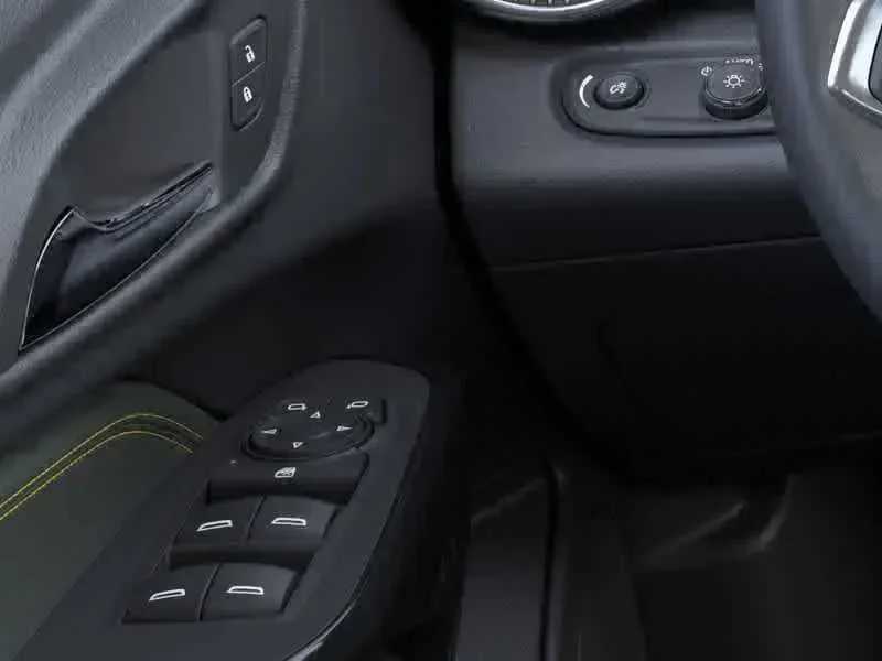 Thumbnail: 2026 Chevrolet Trax - 19