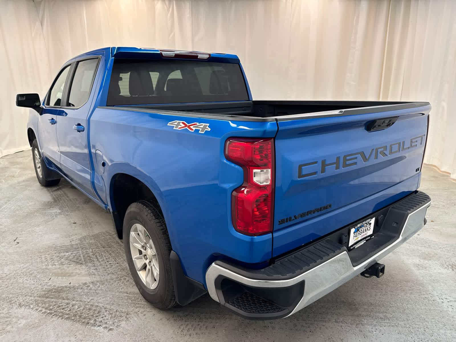 Thumbnail: 2023 Chevrolet Silverado 1500 - 3