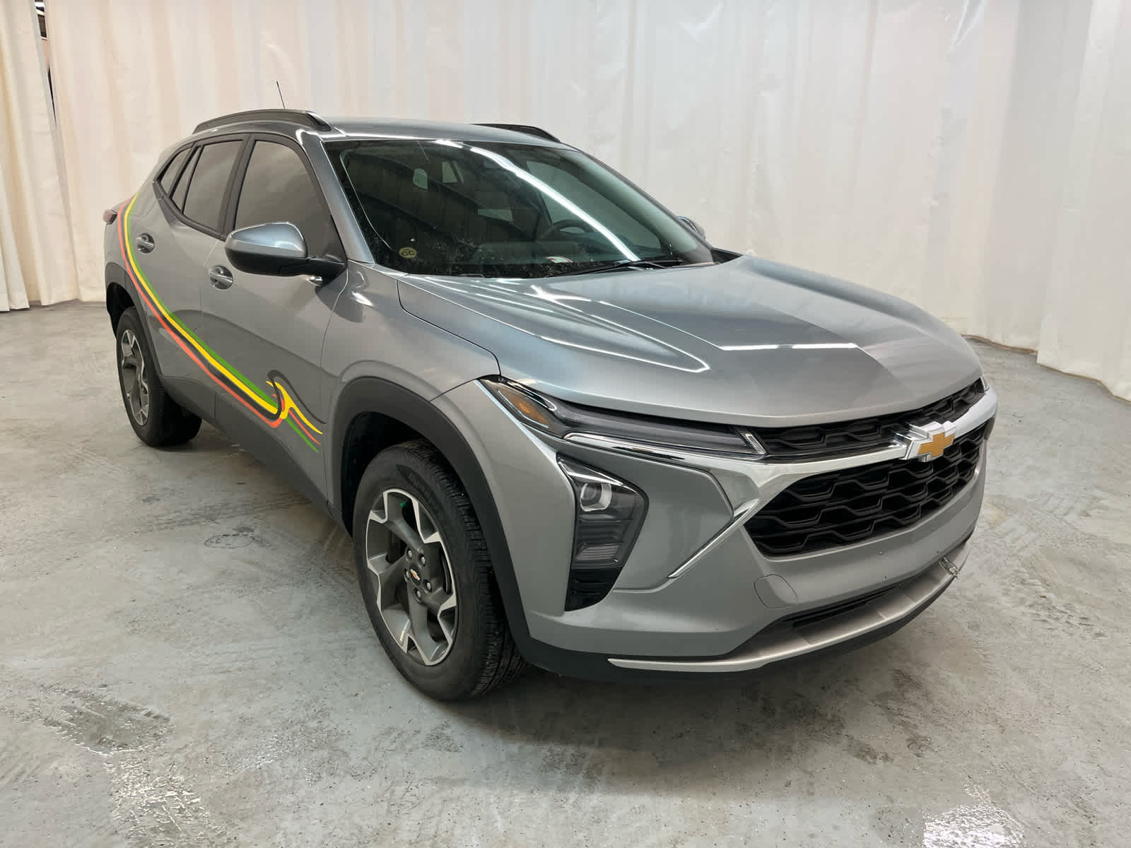 Thumbnail: 2024 Chevrolet Trax - 7