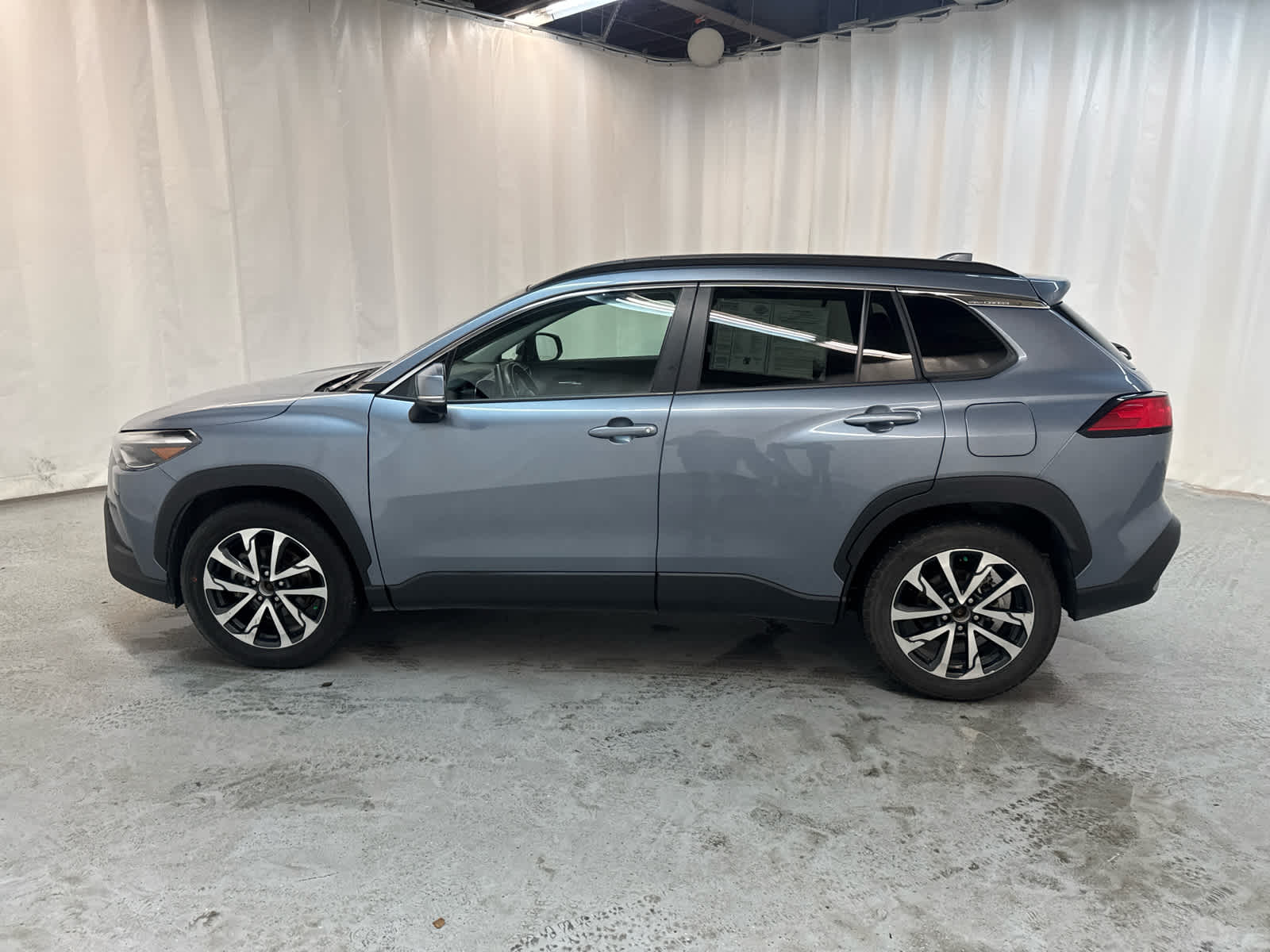 Thumbnail: 2024 Toyota Corolla Cross - 2