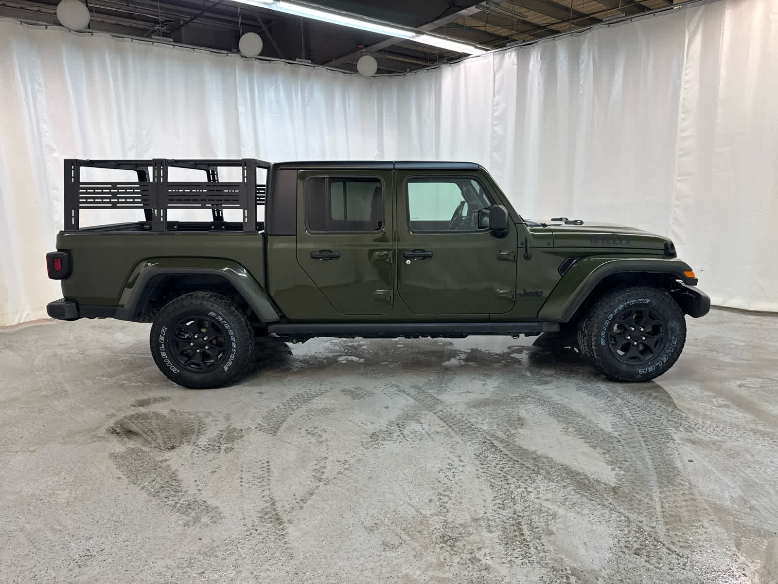 Thumbnail: 2022 Jeep Gladiator - 6
