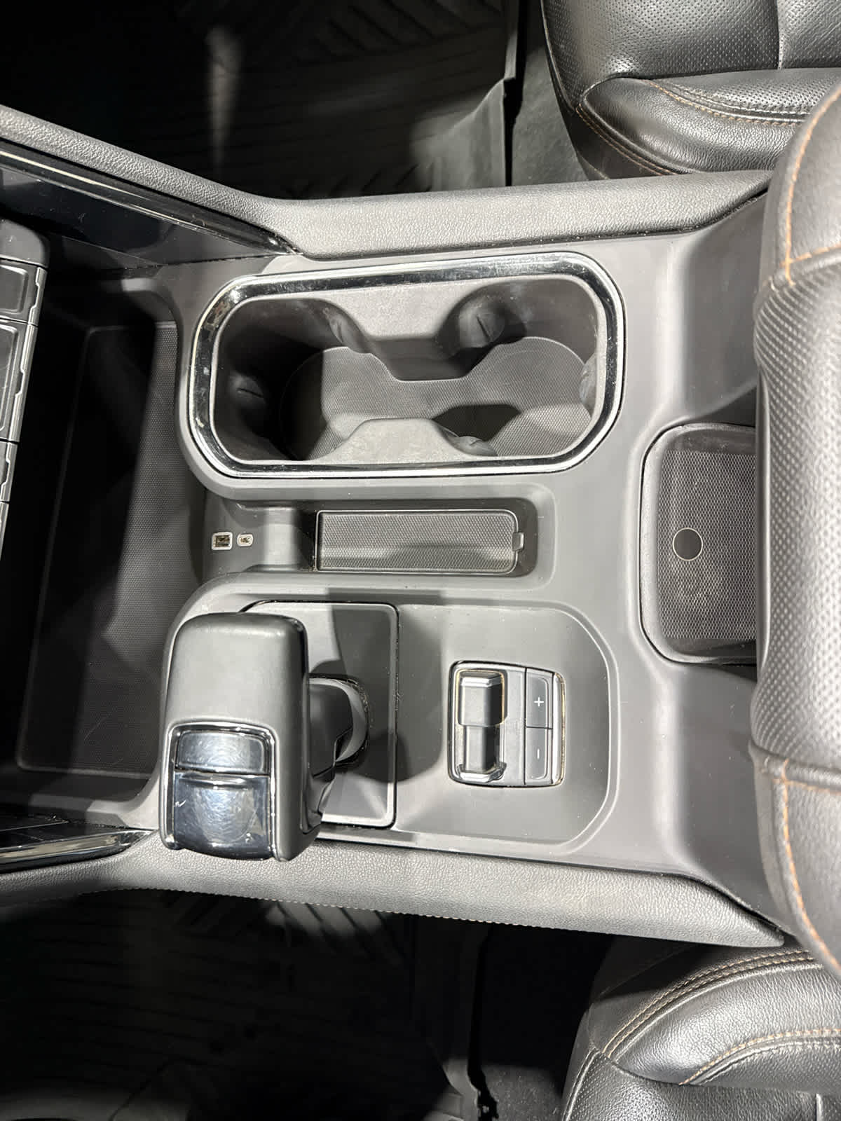Thumbnail: 2023 GMC Sierra 1500 - 24