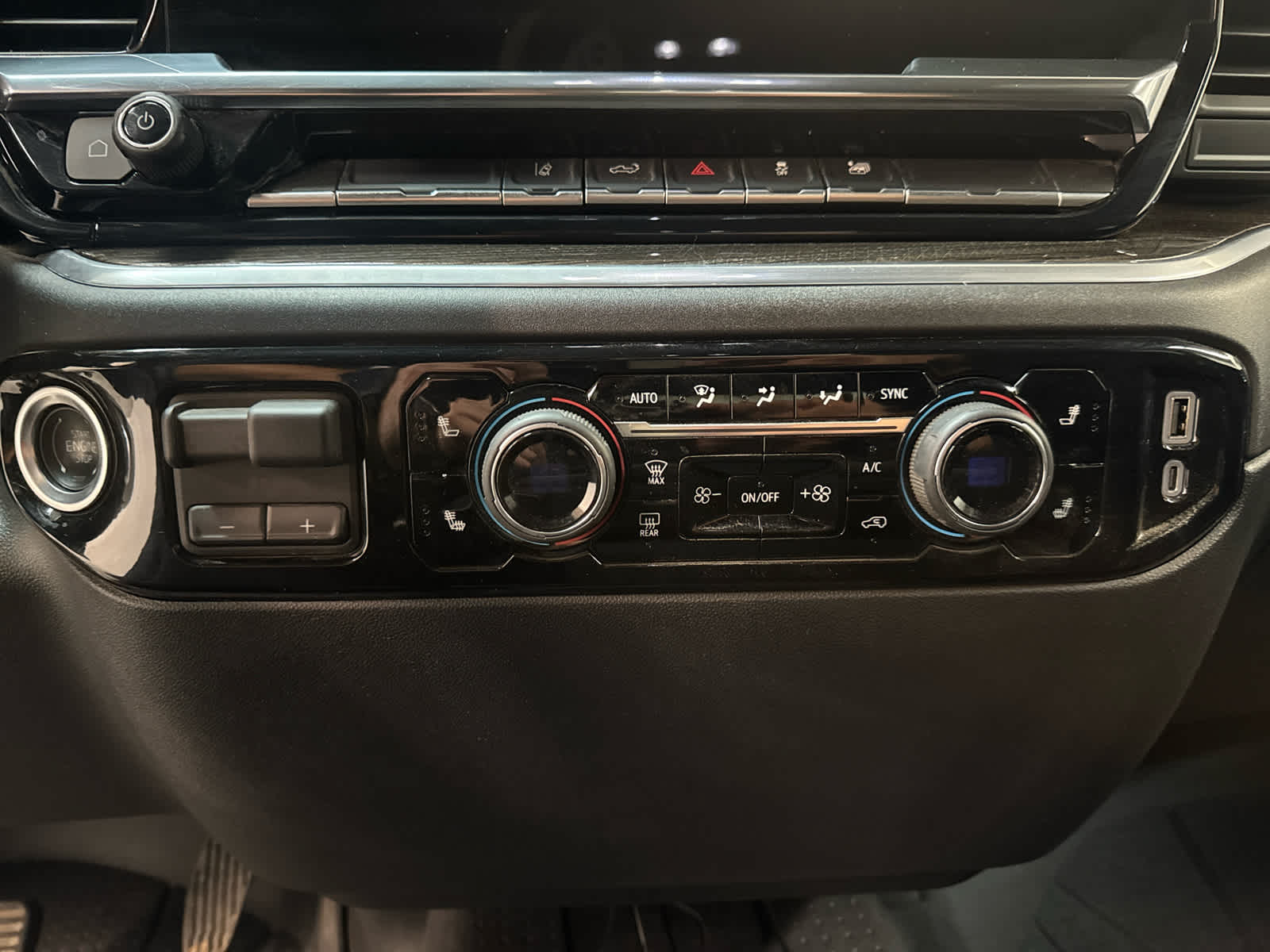 Thumbnail: 2025 Chevrolet Silverado 2500 - 20