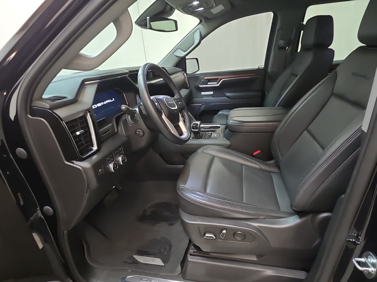 Thumbnail: 2023 GMC Sierra 1500 - 12