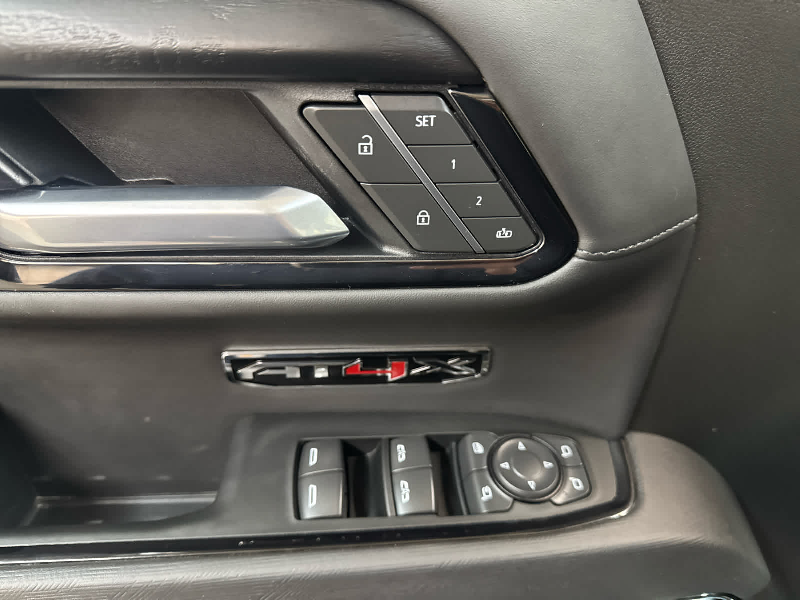 Thumbnail: 2025 GMC Sierra 1500 - 14