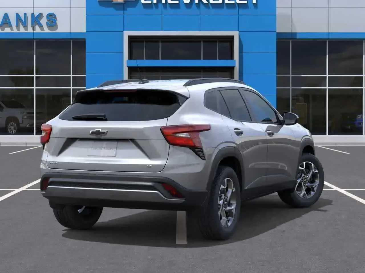 Thumbnail: 2026 Chevrolet Trax - 4
