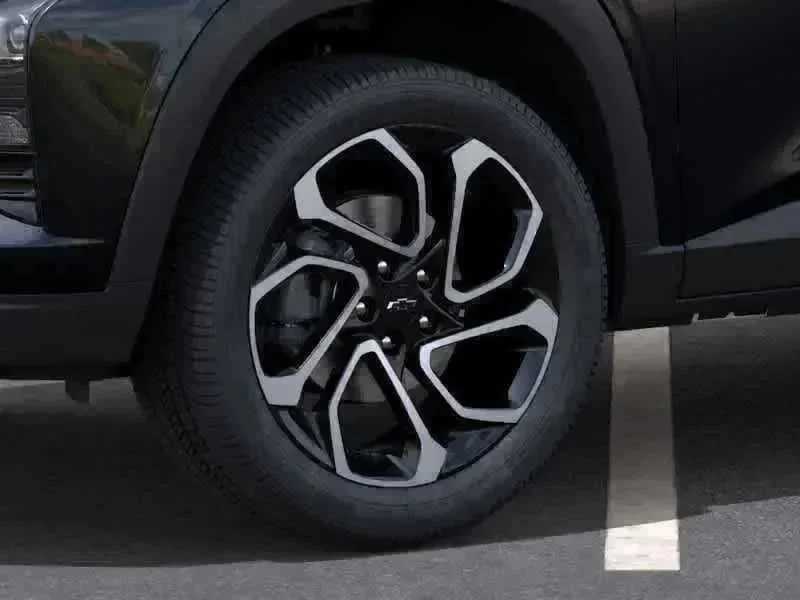 Thumbnail: 2026 Chevrolet Trax - 3