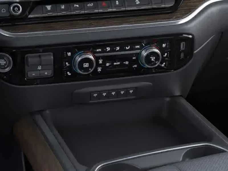 Thumbnail: 2026 GMC Sierra 2500 - 18