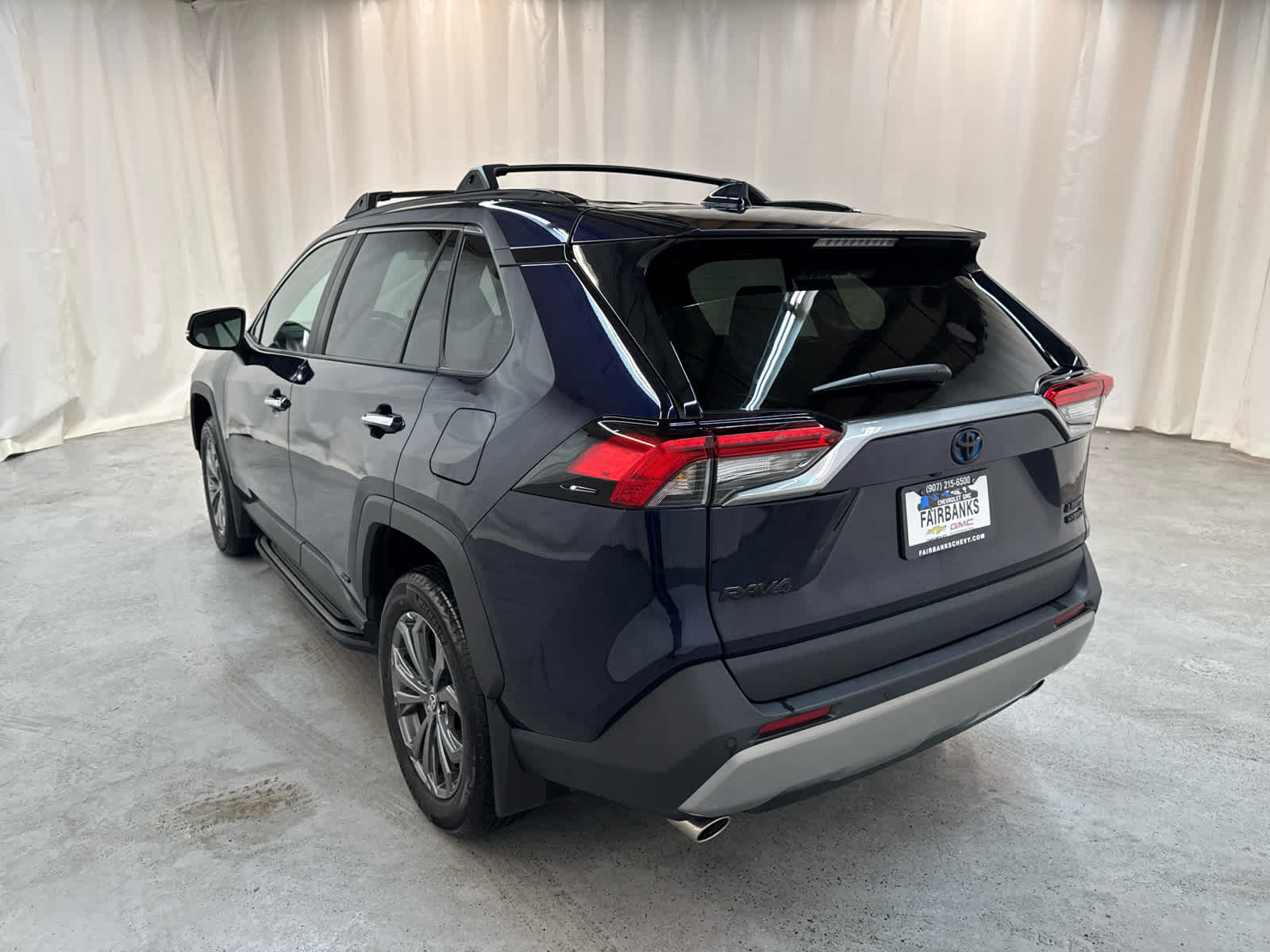 Thumbnail: 2023 Toyota RAV4 - 3