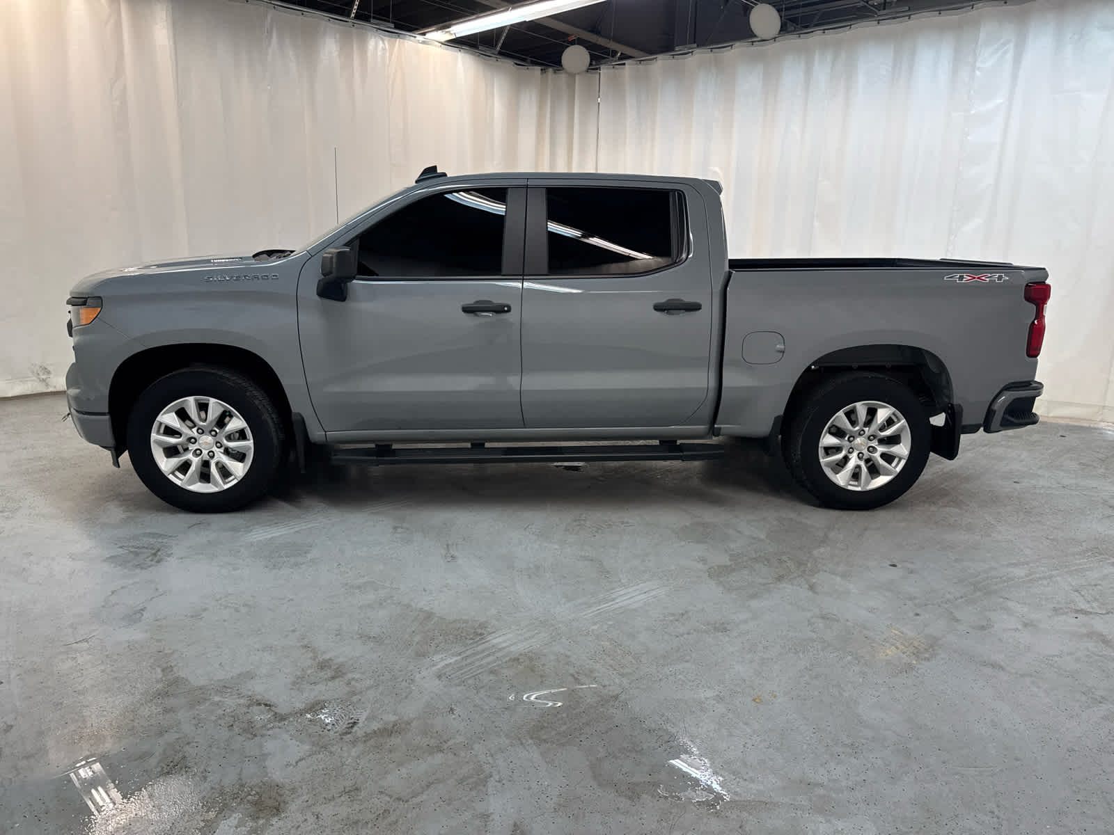 Thumbnail: 2025 Chevrolet Silverado 1500 - 2