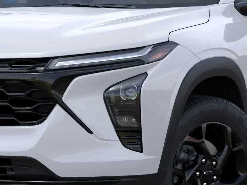 Thumbnail: 2026 Chevrolet Trax - 10