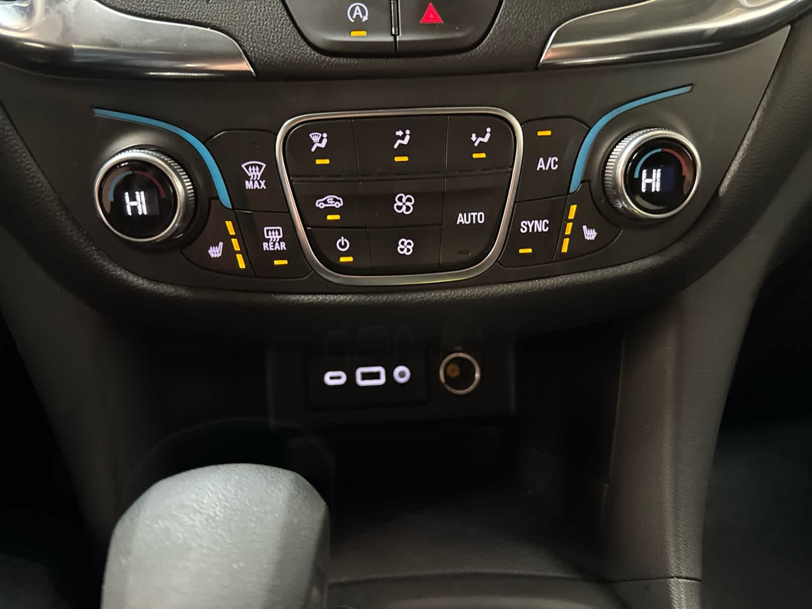 Thumbnail: 2024 Chevrolet Equinox - 26