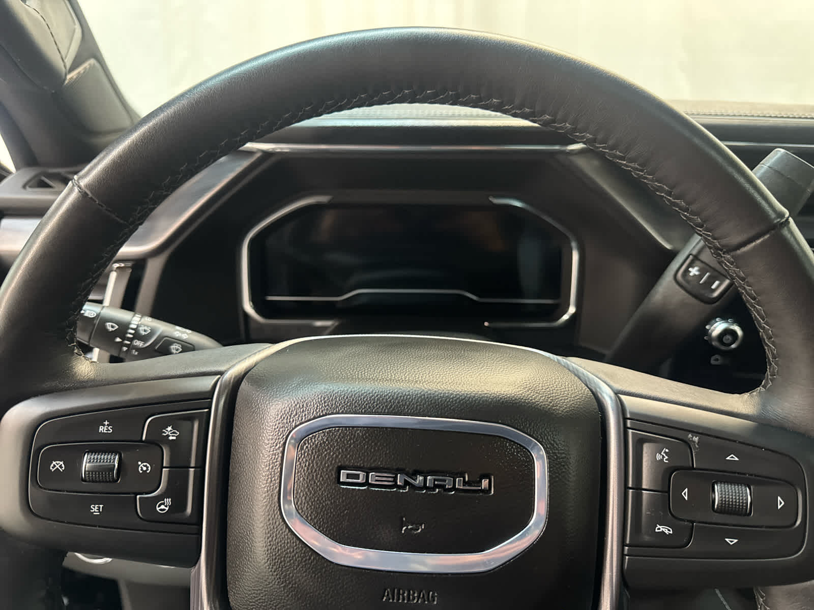 Thumbnail: 2025 GMC Sierra 2500 - 16