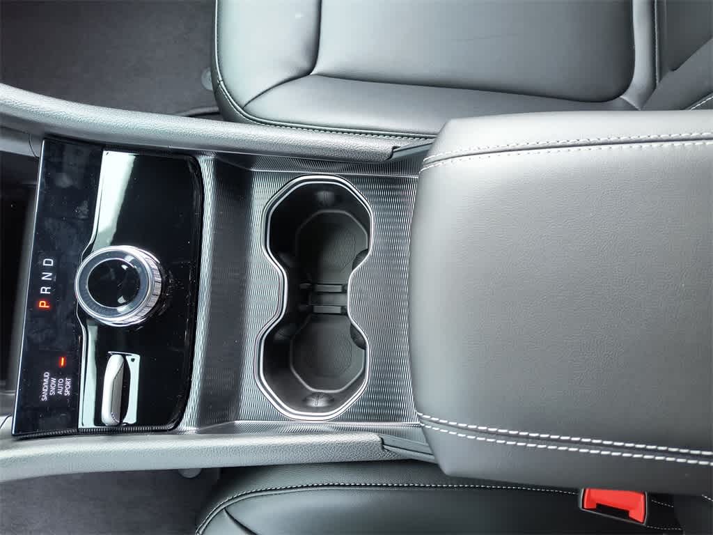 Thumbnail: 2025 Jeep Grand Cherokee - 21