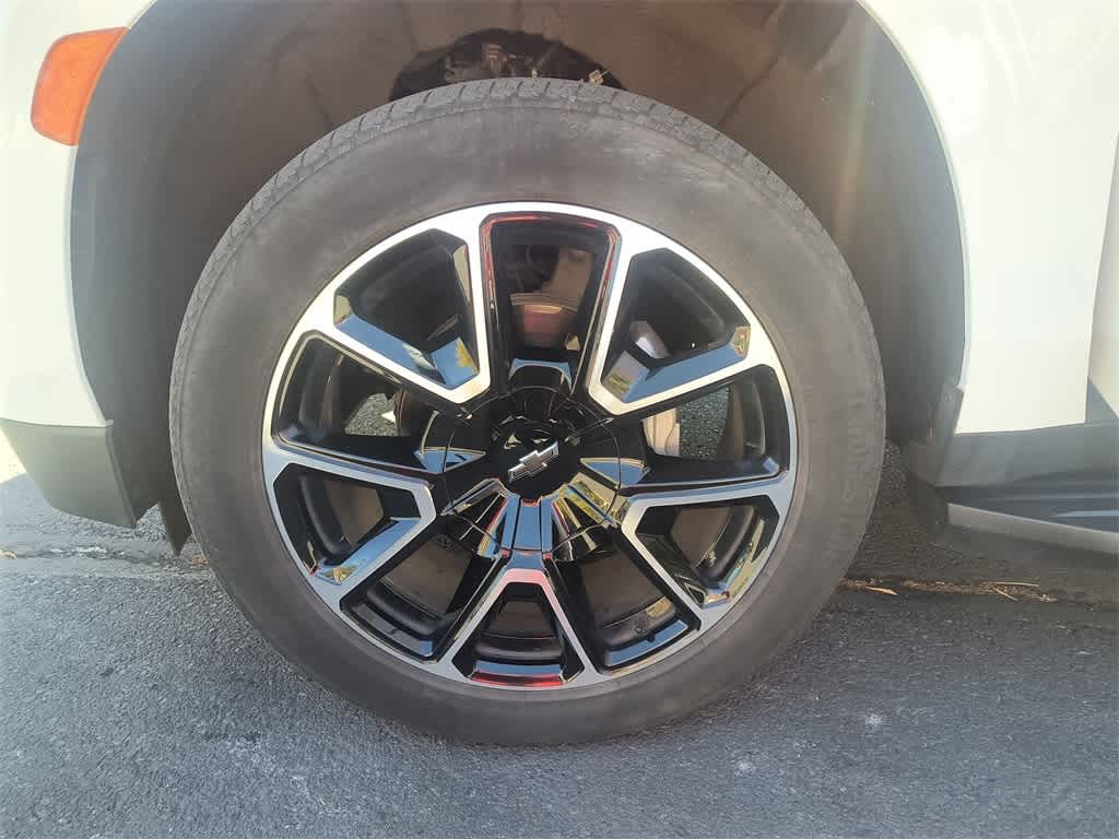 Thumbnail: 2021 Chevrolet Suburban - 10