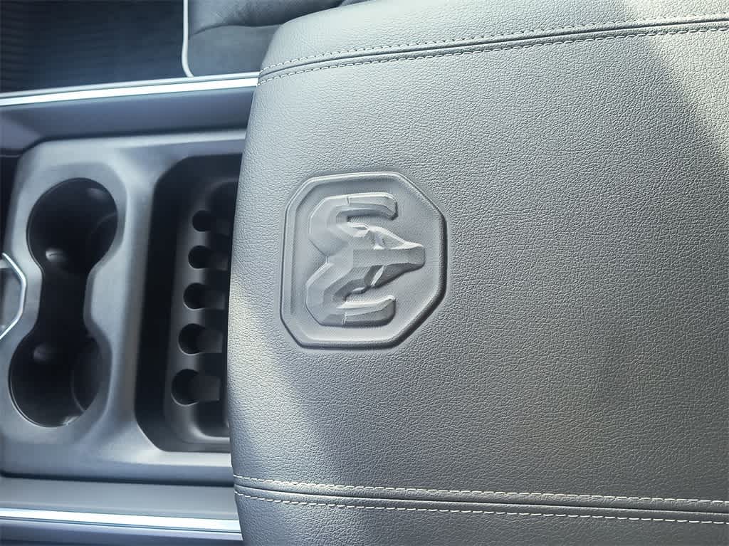 2025 RAM 1500 Laramie 21