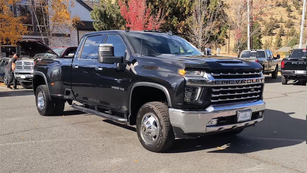 Thumbnail: 2022 Chevrolet Silverado 3500 - 3