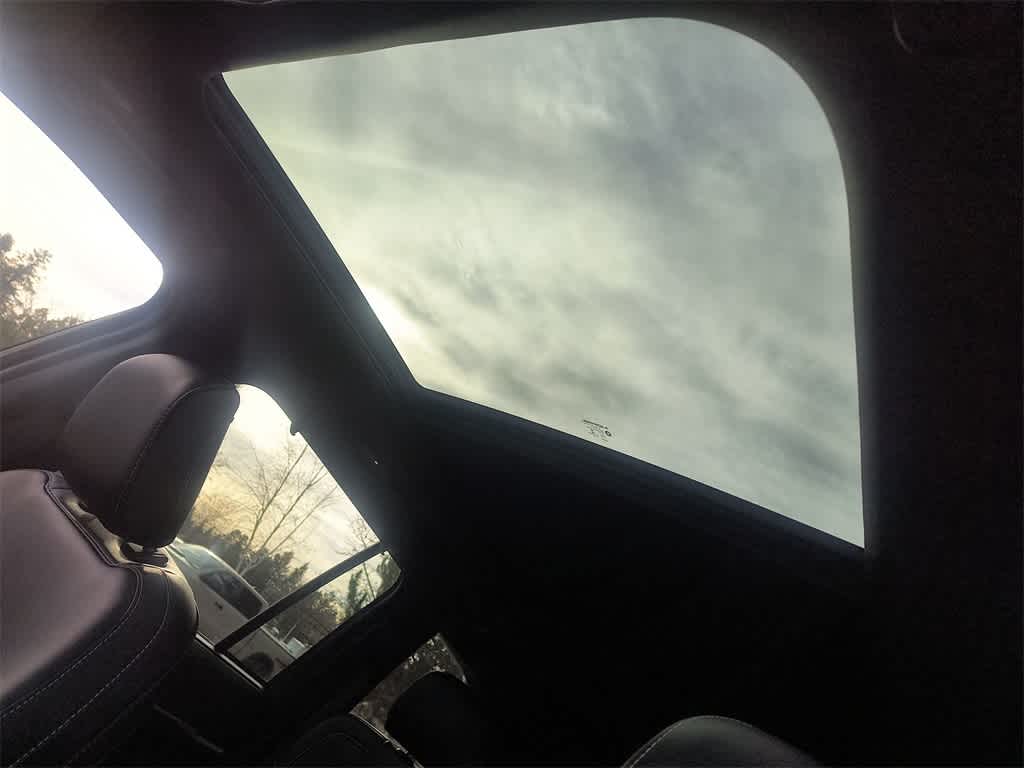 Thumbnail: 2025 Jeep Grand Cherokee - 22