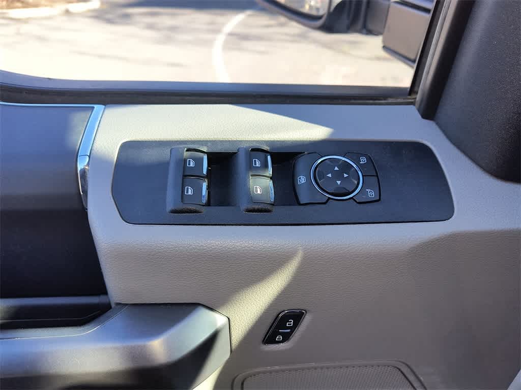 Thumbnail: 2022 Ford Econoline - 13