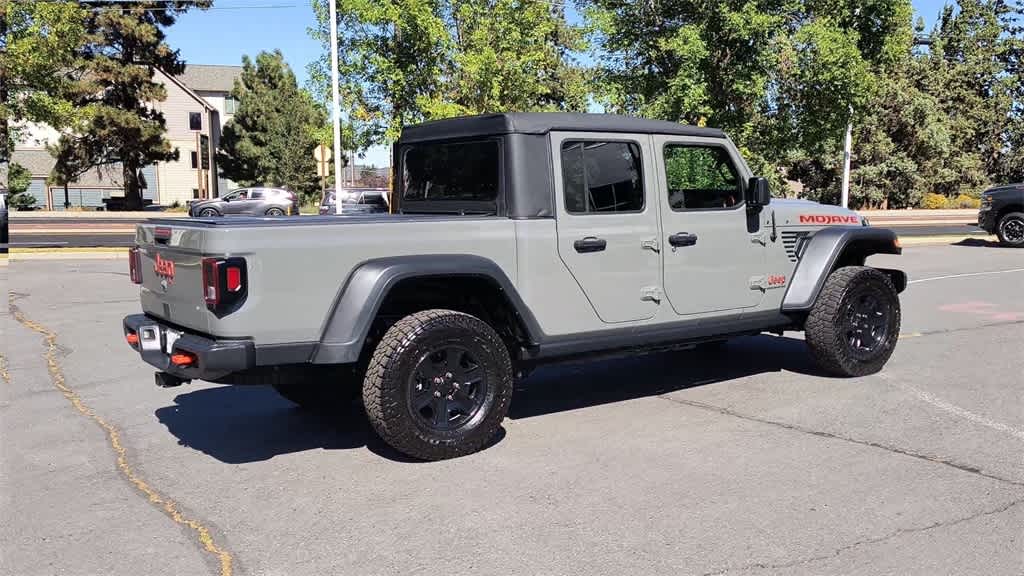 Thumbnail: 2023 Jeep Gladiator - 9