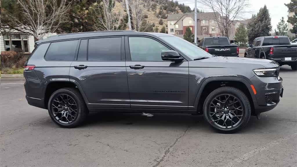 Thumbnail: 2025 Jeep Grand Cherokee L - 2