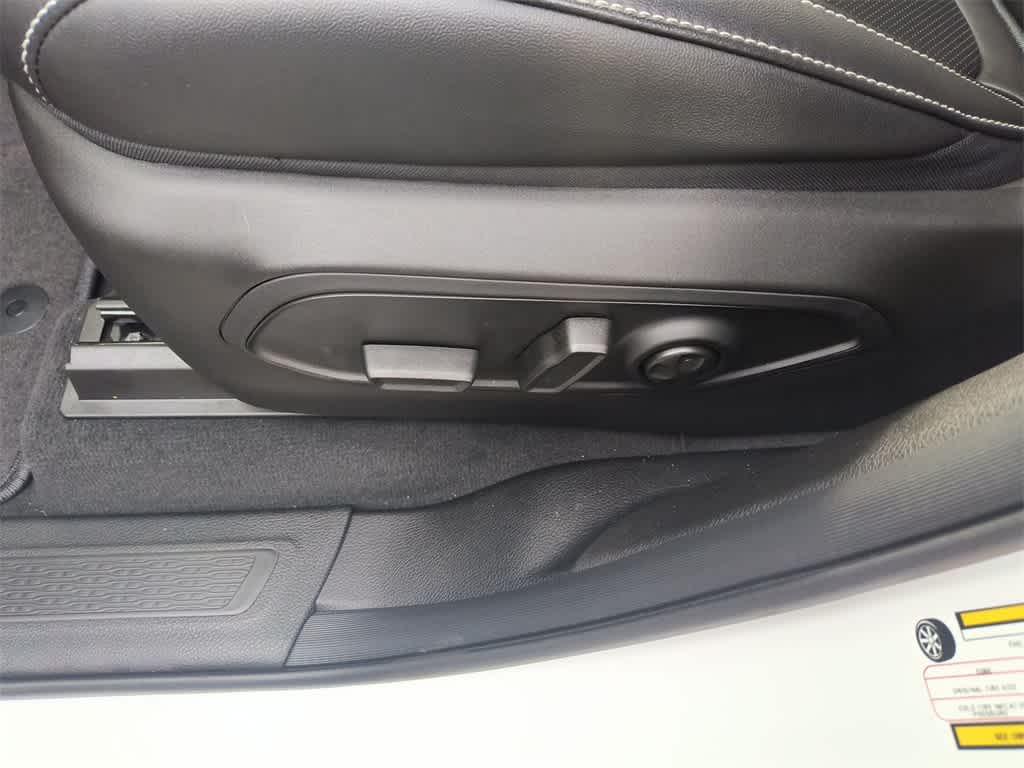 Thumbnail: 2025 Jeep Grand Cherokee - 12