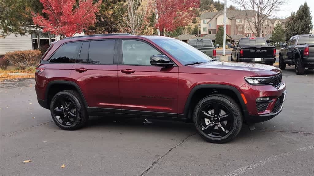 Thumbnail: 2025 Jeep Grand Cherokee - 2